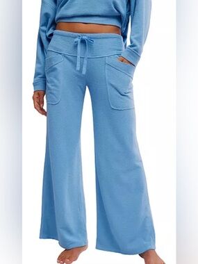 Staycation Lounge Pants NWOT blissful blue
